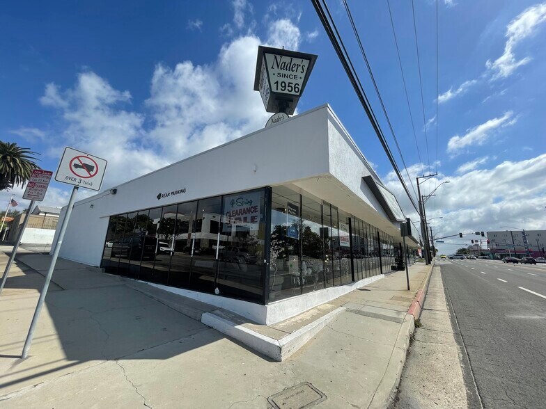 3301 E Pacific Coast Hwy, Signal Hill, CA à vendre - Photo du bâtiment - Image 2 de 5