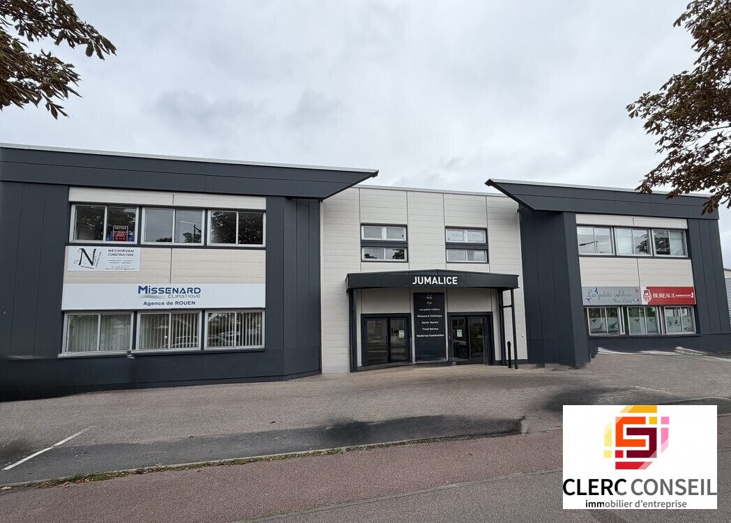 Office in Le Petit-Quevilly for lease Building Photo- Image 1 of 18