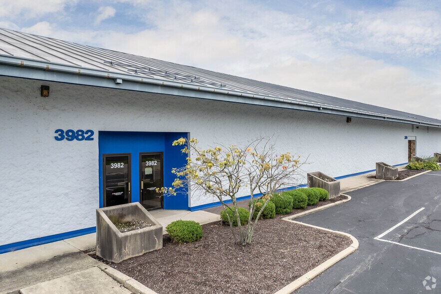 3908-3982 Image Dr, Dayton, OH à louer - Photo du bâtiment - Image 3 de 6