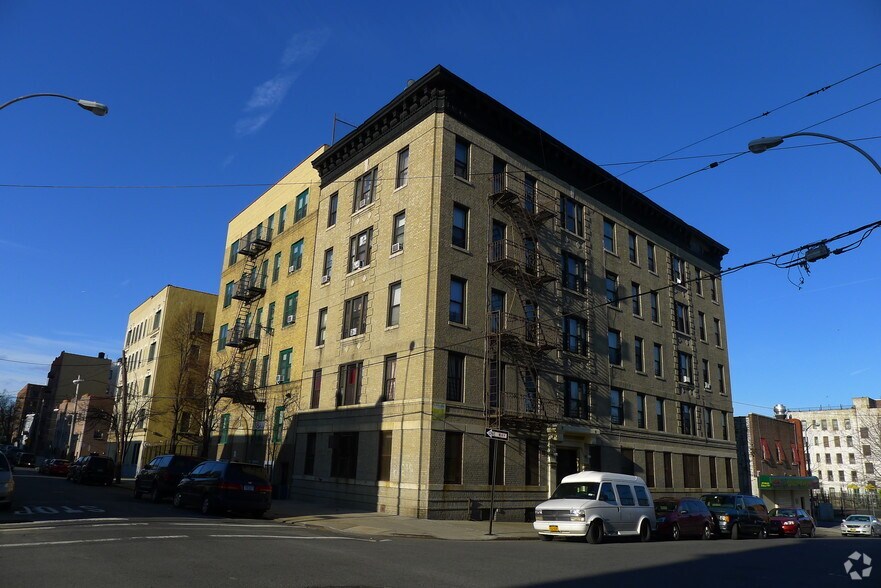 490 E 184th St, Bronx, NY for sale - Primary Photo - Image 1 of 1