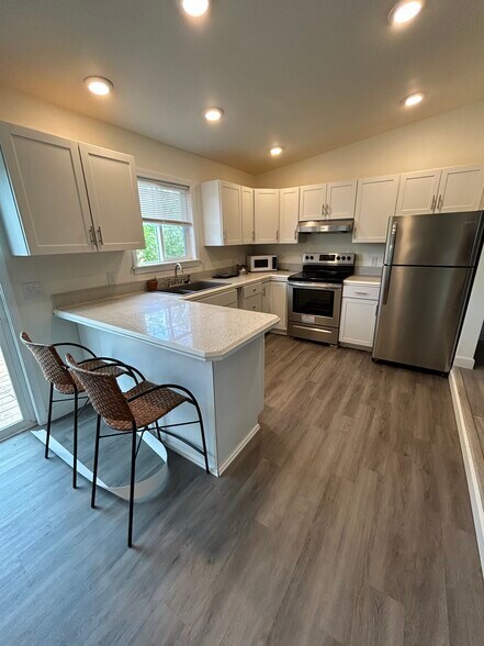 2067 Libertyville Rd, Fairfield, IA à vendre - Photo du bâtiment - Image 2 de 8