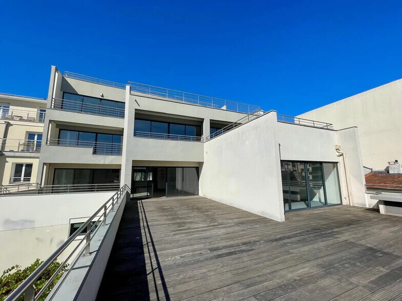 16 Rue Jules Ferry, Courbevoie à louer - Photo du bâtiment - Image 1 de 4