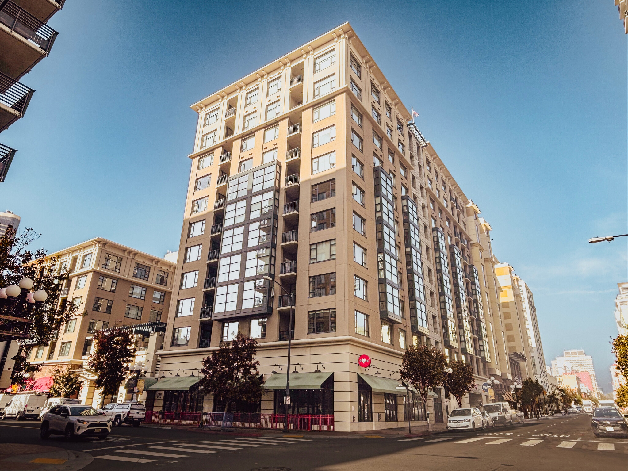 530-570 K St, San Diego, CA à louer Photo principale- Image 1 de 3