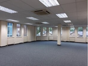 32-38 Upper High St, Epsom à louer Photo intérieure- Image 1 de 1