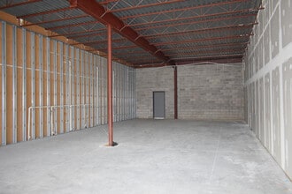 9635 N Houston Rosslyn Rd, Houston, TX for lease Interior Photo- Image 1 of 1