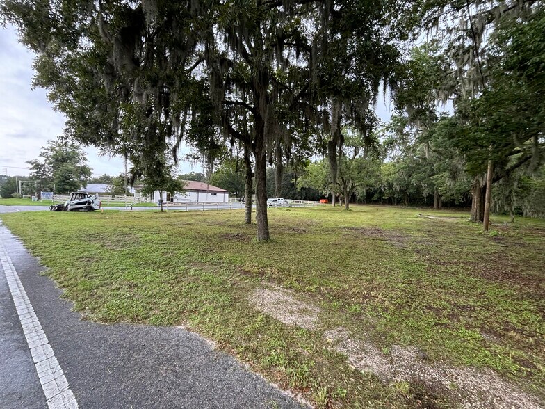 12845 NE Jacksonville Rd, Anthony, FL à vendre - Photo du bâtiment - Image 1 de 13