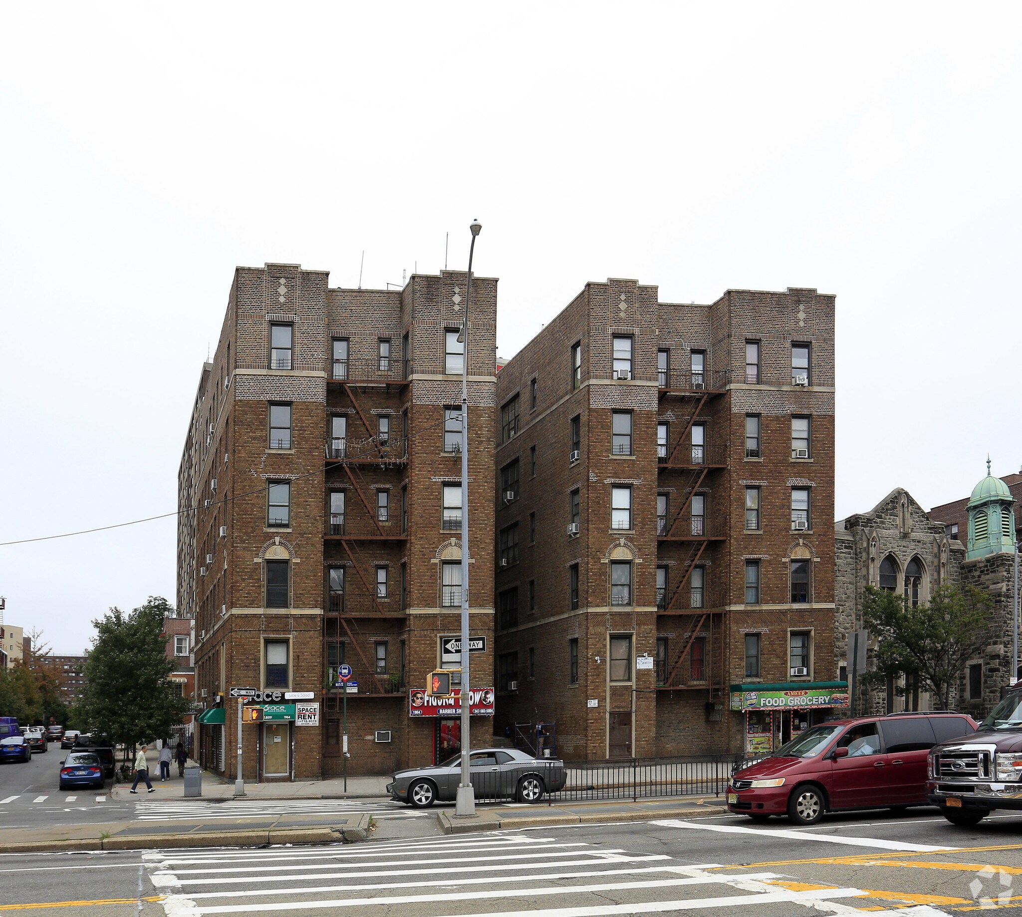 1964 Grand Concourse, Bronx, NY à louer Photo principale- Image 1 de 14