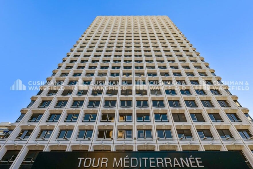 65 Avenue Jules Cantini, Marseille for sale - Building Photo - Image 1 of 31
