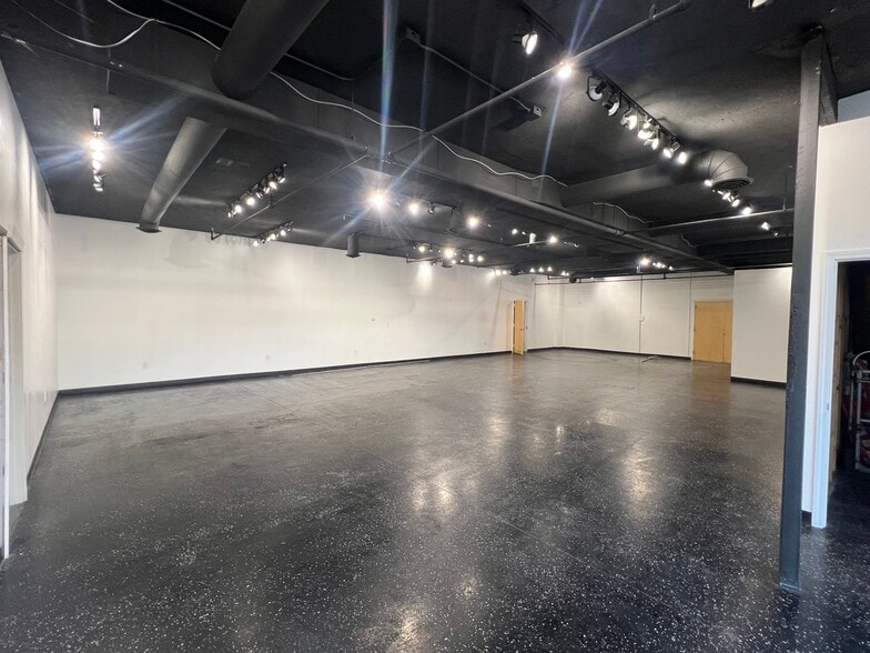 445 N 700 W, North Salt Lake, UT for lease - Building Photo - Image 2 of 8