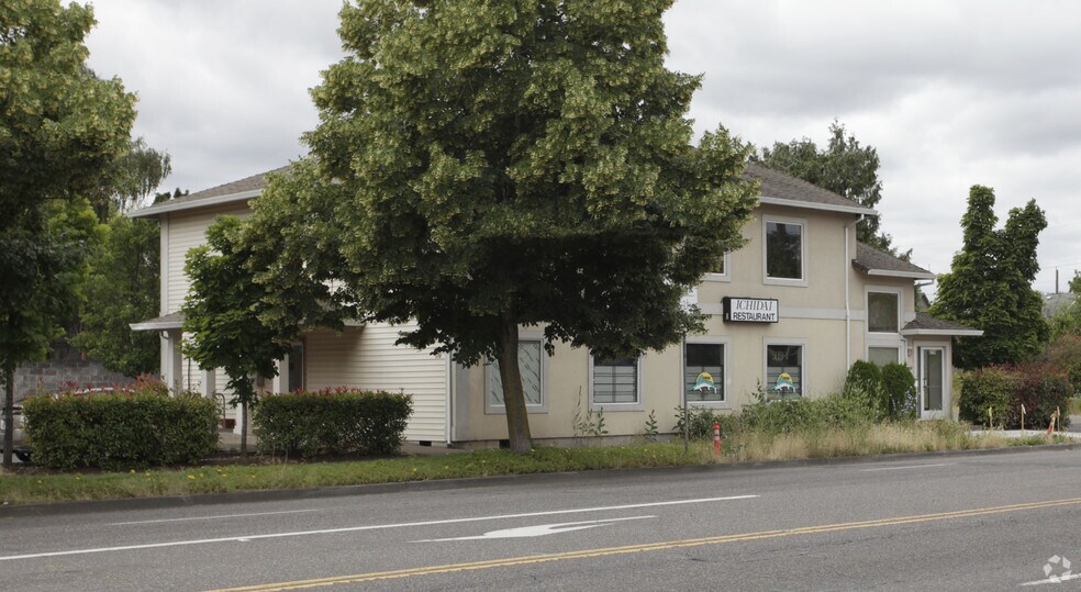 5714-5718 SE Powell Blvd, Portland, OR à louer - Photo du bâtiment - Image 2 de 12