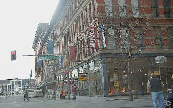 1555 California St, Denver, CO for lease - Building Photo - Image 2 of 4