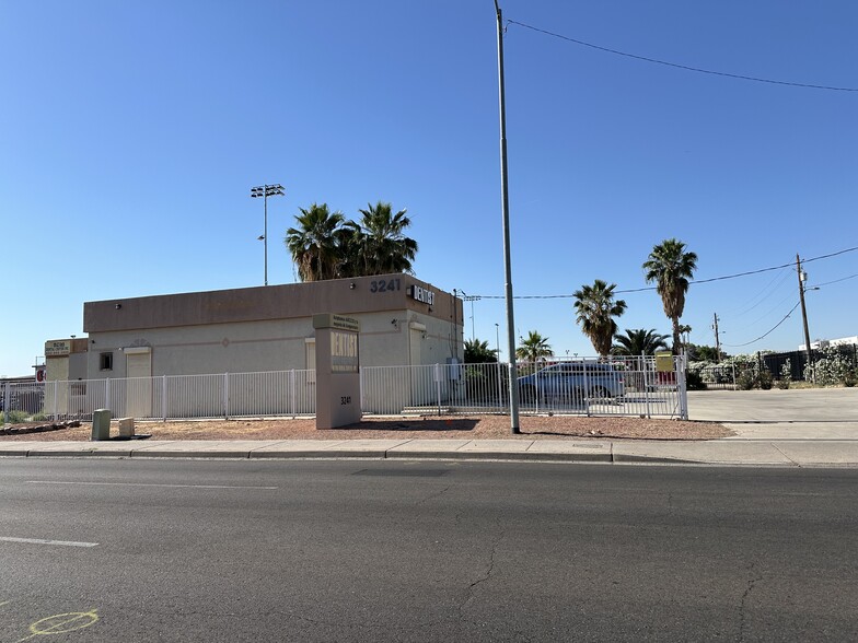 3241 W Dunlap Ave, Phoenix, AZ for sale - Building Photo - Image 3 of 54
