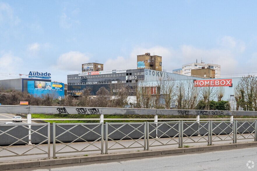 21 Rue Jean Lolive, Bagnolet à louer - Photo du bâtiment - Image 2 de 3