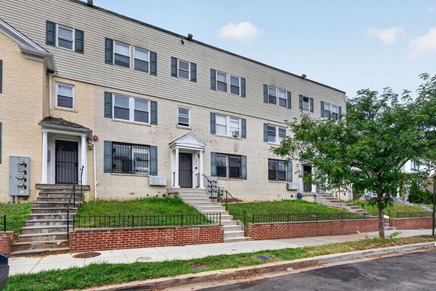 1271-1275 Meigs Pl NE, Washington, DC for sale - Building Photo - Image 1 of 27