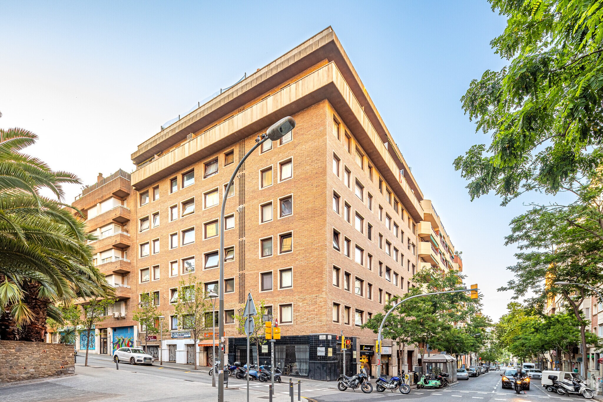 Carrer de l'Escorial, 36, Barcelona, Barcelona for lease Primary Photo- Image 1 of 3