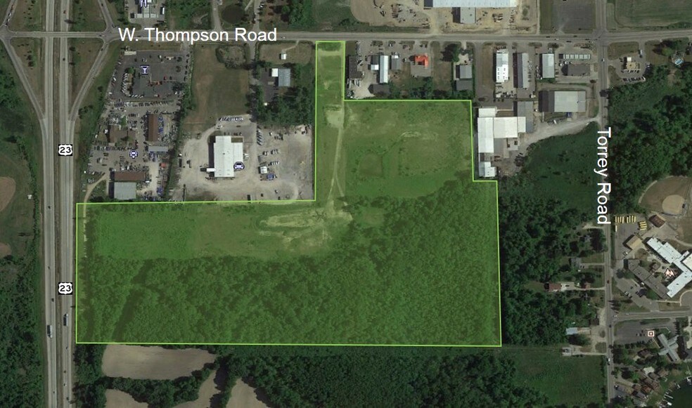 3145 W Thompson Rd, Fenton, MI for sale - Primary Photo - Image 1 of 1