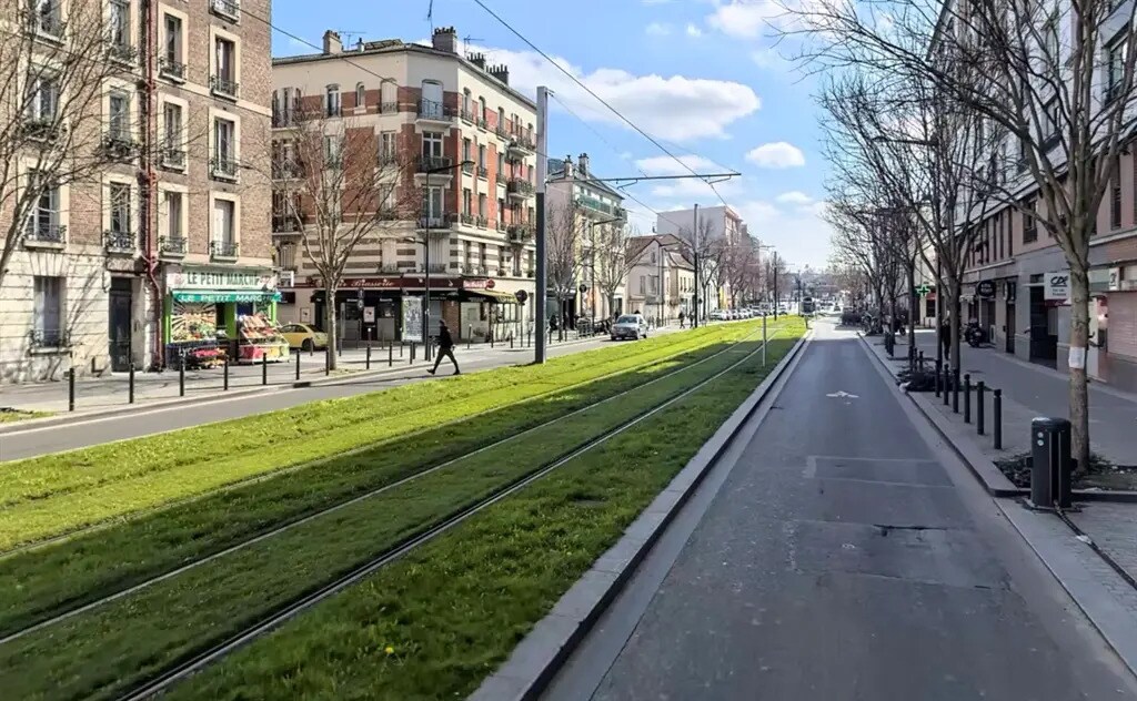 Commerce de détail dans Saint-Denis à louer Aérien- Image 1 de 8