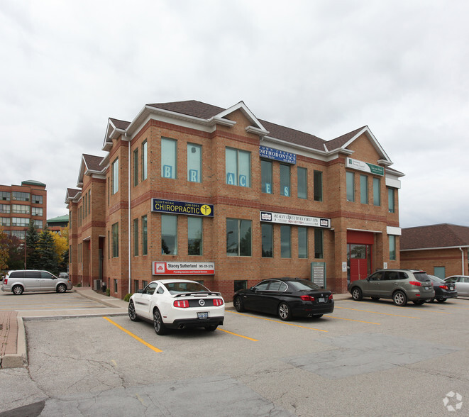 243 N Service Rd W, Oakville, ON for lease - Building Photo - Image 2 of 2