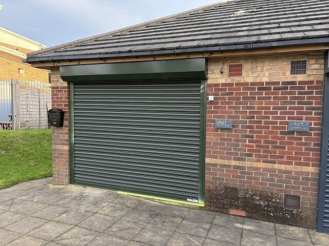 82A Fenwick Dr, Bradford à louer - Photo du bâtiment - Image 3 de 4