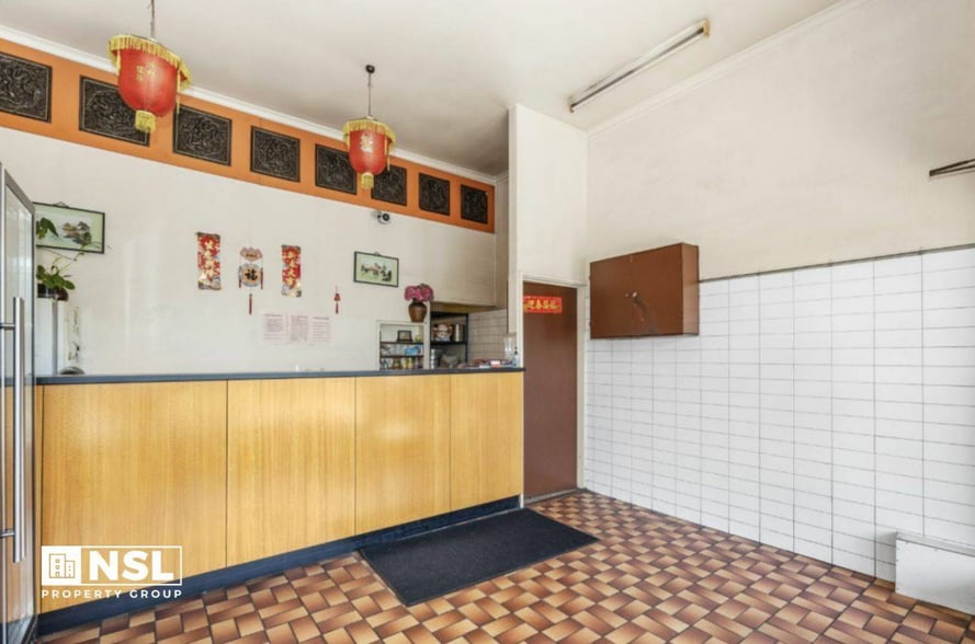 609 Gilbert Road, Preston for sale - Interior Photo - Image 3 of 6