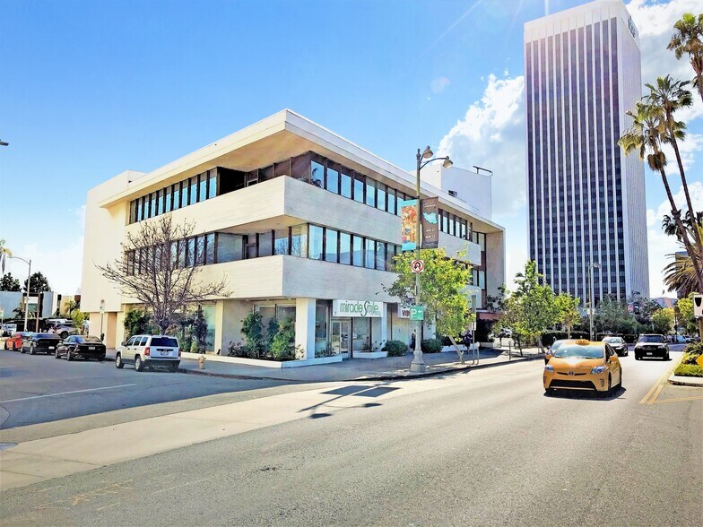 5858 Wilshire Blvd, Los Angeles, CA à vendre - Photo principale - Image 1 de 7