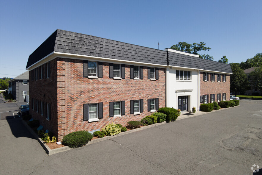 27 Madison Ave, Paramus, NJ for sale - Building Photo - Image 1 of 1