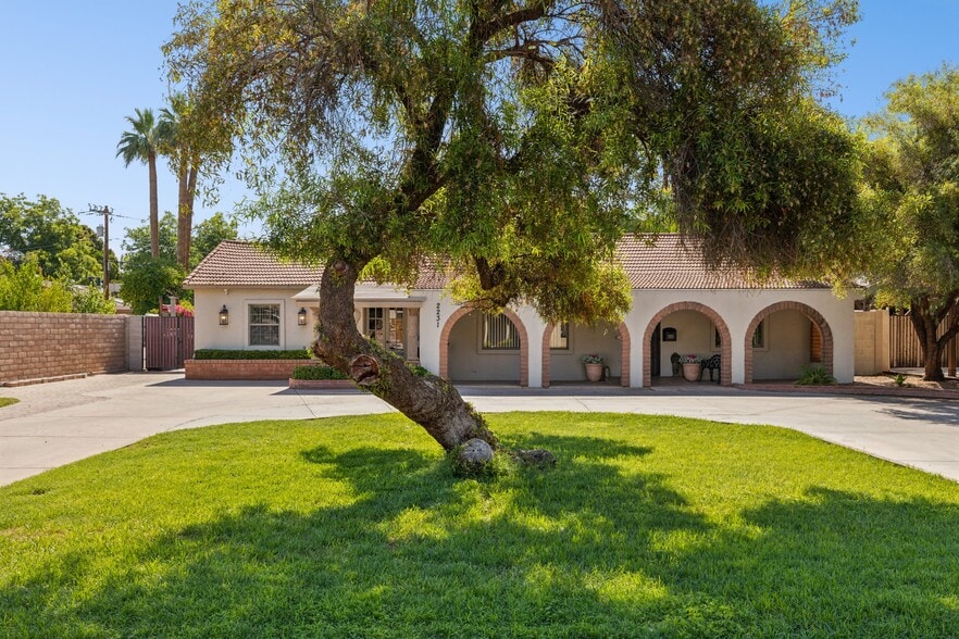 3827 E Oak St, Phoenix, AZ for sale - Building Photo - Image 2 of 39