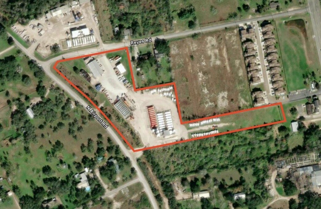 269 Reyes Rd, Beeville, TX à vendre Photo du bâtiment- Image 1 de 2
