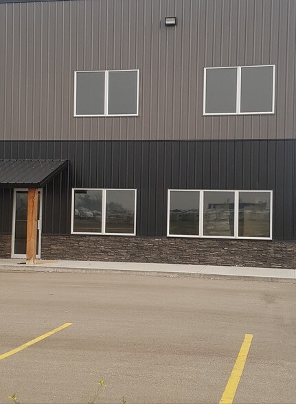 312 Energy Way, Red Deer County, AB à vendre - Autre - Image 2 de 6