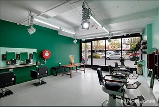 137 Queens Parade Service Rd, Clifton Hill for lease Interior Photo- Image 2 of 4