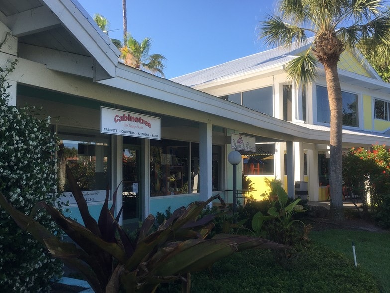 5350 Gulf of Mexico Dr, Longboat Key, FL for lease - Building Photo - Image 3 of 5