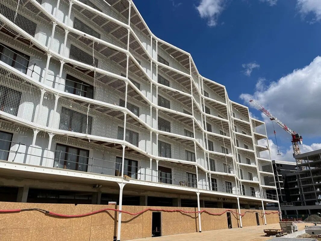 Commerce de détail dans Bussy-Saint-Georges à louer Photo du bâtiment- Image 1 de 4