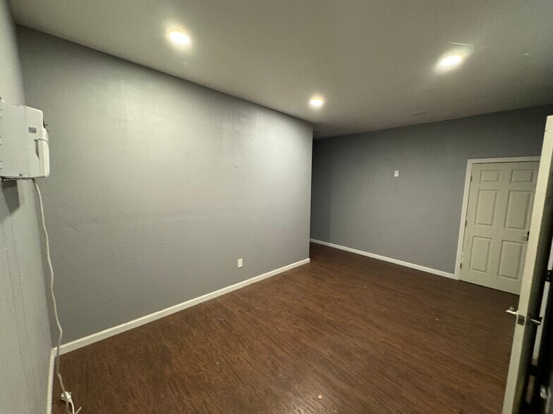 3780 Main St, Oakley, CA à louer - Photo du bâtiment - Image 3 de 12