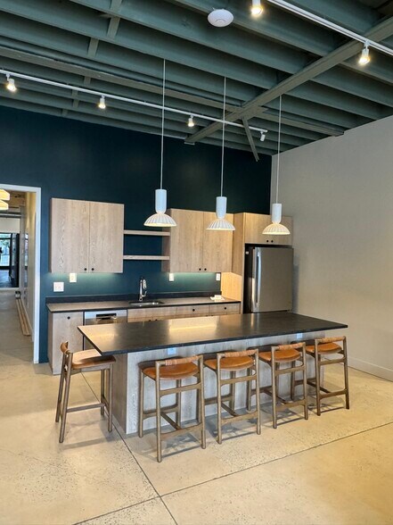 1080 Third St, Macon-Bibb, GA à louer - Photo intérieure - Image 3 de 15