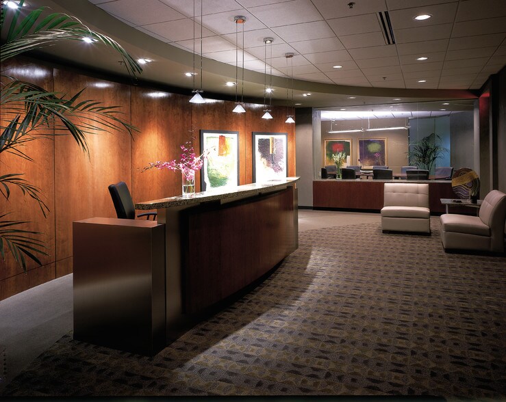 17253-17295 Chesterfield Airport Rd, Chesterfield, MO à louer - Photo intérieure - Image 1 de 4