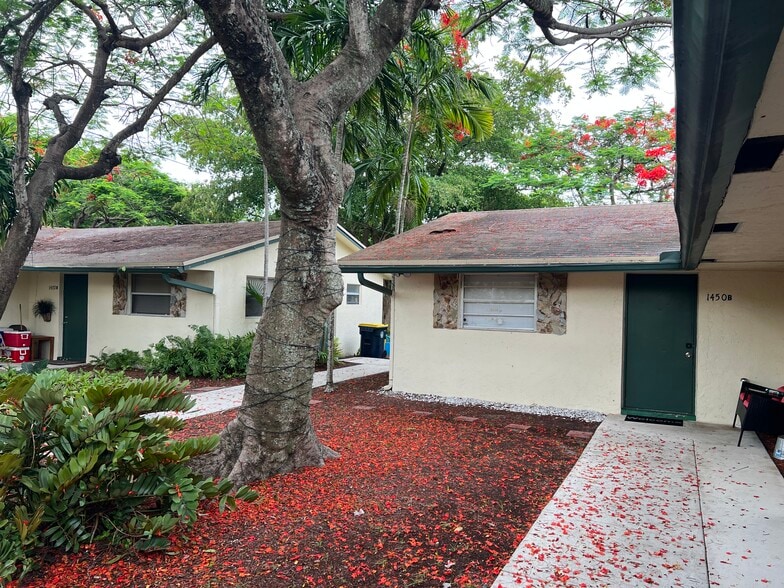 1450-1480 SW 2nd Ave, Dania Beach, FL for sale - Building Photo - Image 1 of 21