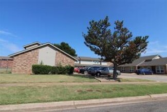 Plus de détails pour 217 Bull Run St, Norman, OK - Multi-résidentiel à vendre