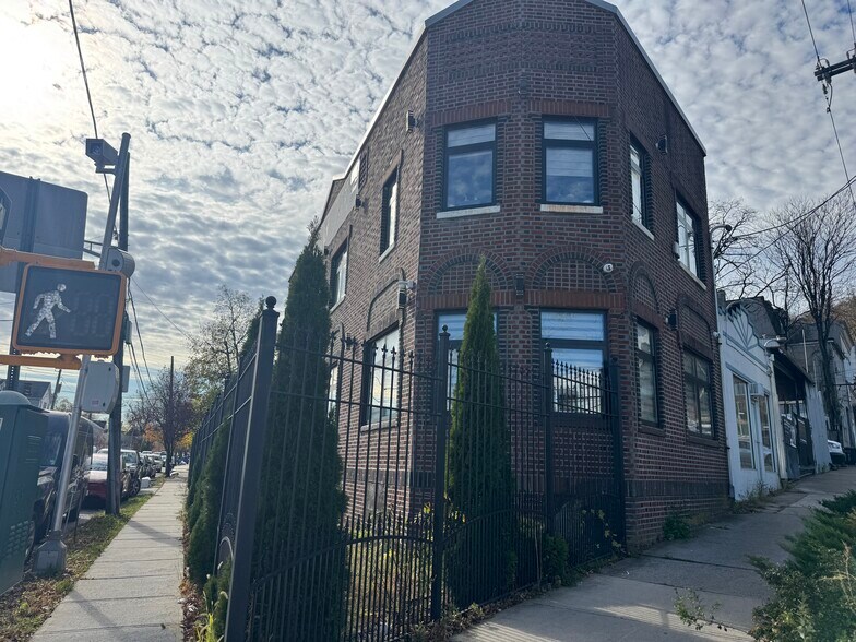 174 Targee St, Staten Island, NY à louer - Photo du bâtiment - Image 1 de 3