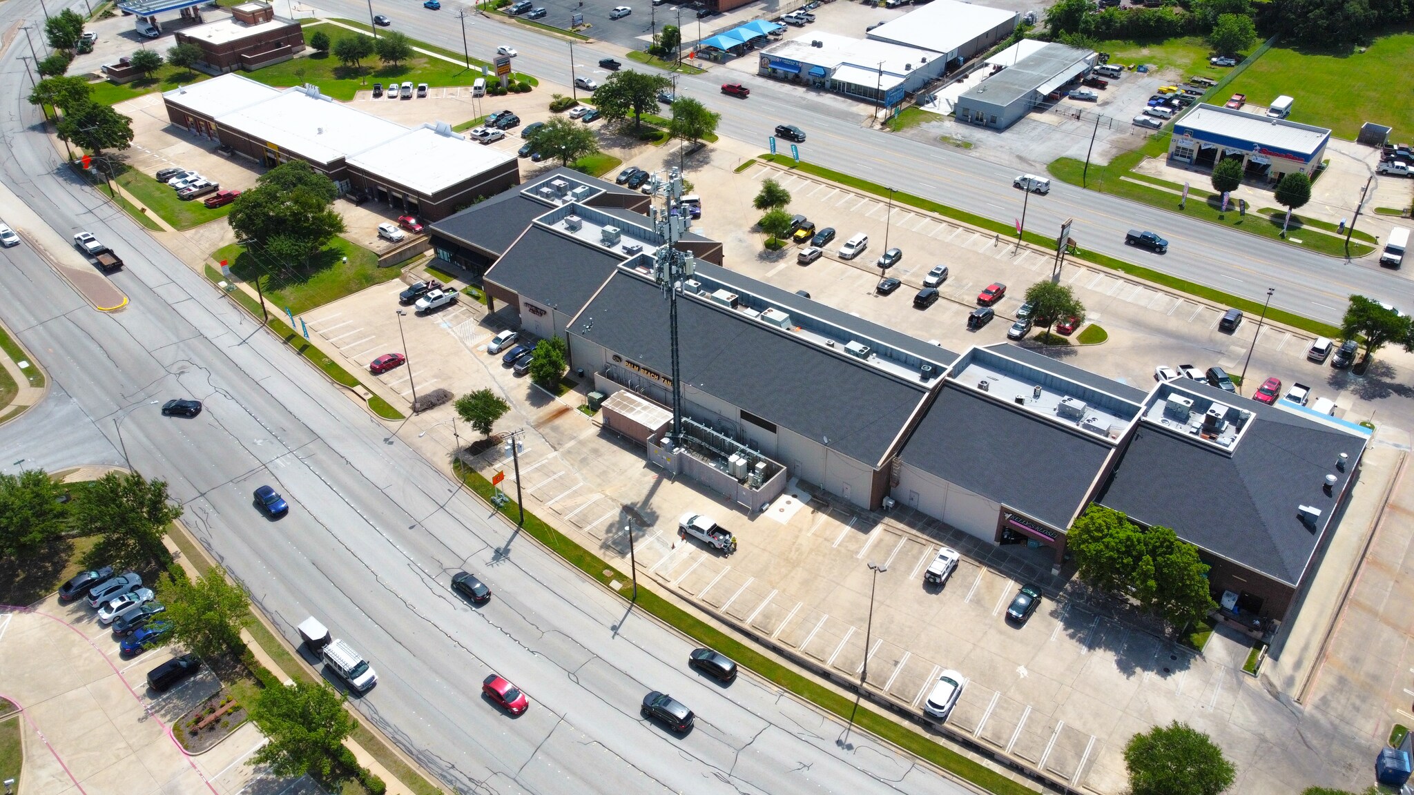 420 Grapevine Hwy, Hurst, TX for lease Building Photo- Image 1 of 4