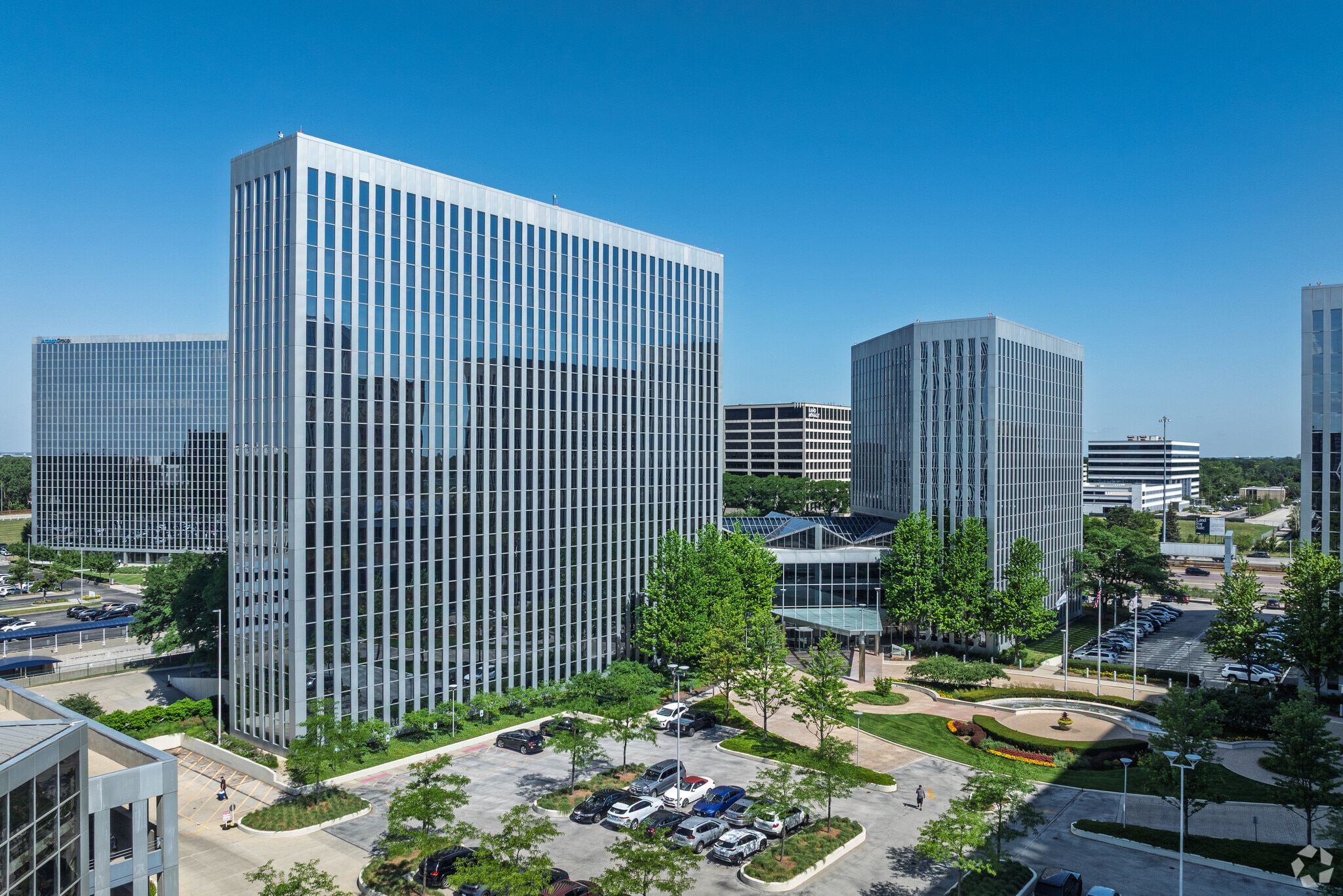 8700 W Bryn Mawr Ave, Chicago, IL for lease Primary Photo- Image 1 of 24