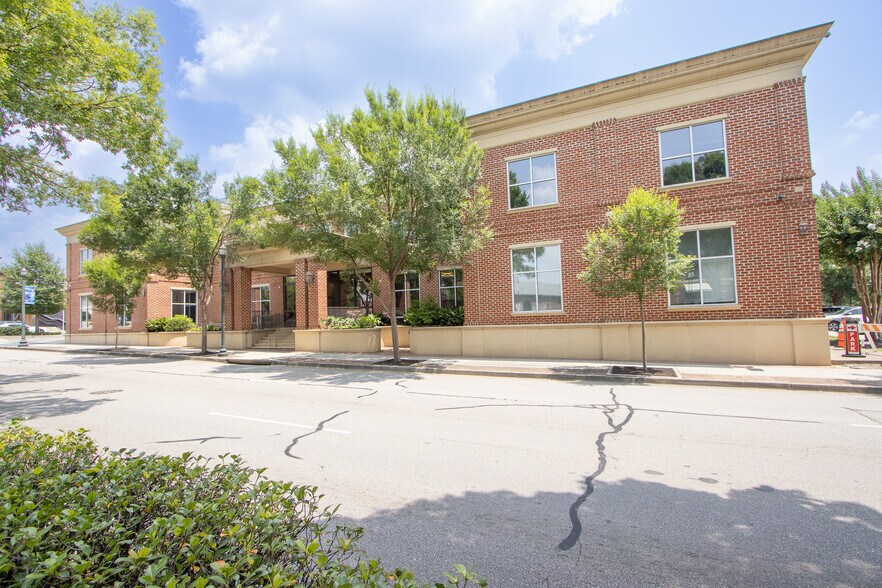 700 Gervais St, Columbia, SC à louer - Photo du bâtiment - Image 2 de 13