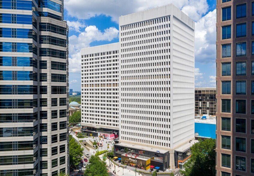 1201 Peachtree St NE, Atlanta, GA à louer - Photo du bâtiment - Image 2 de 5