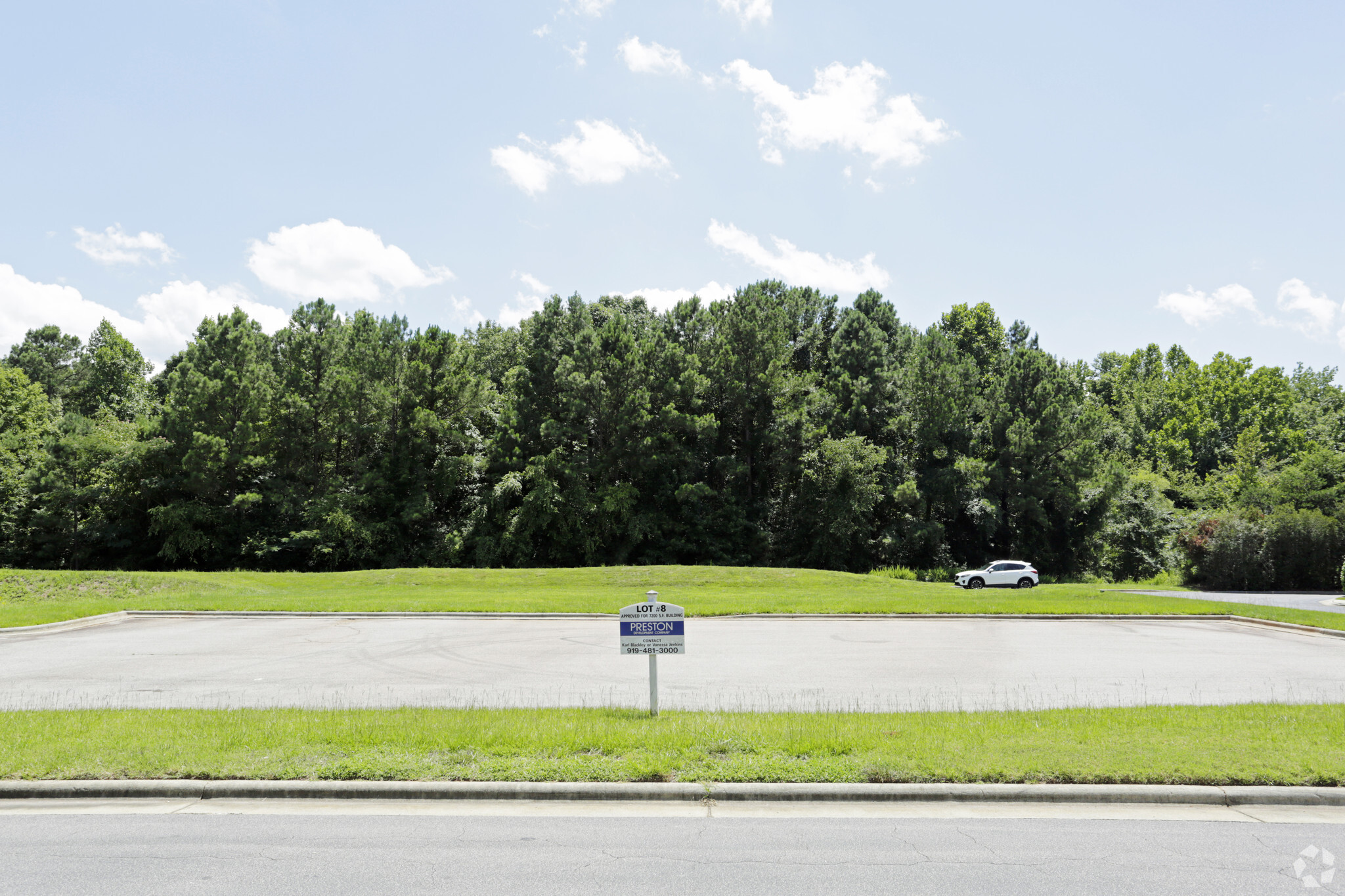 1041 Darrington Dr, Cary, NC for sale Primary Photo- Image 1 of 1