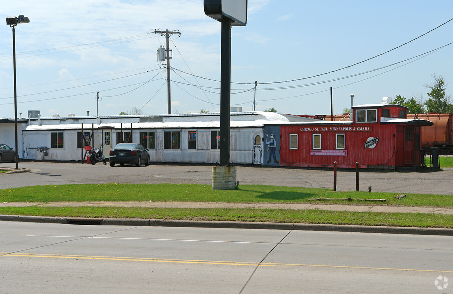 5002 E 3rd St, Superior, WI for sale - Primary Photo - Image 1 of 1