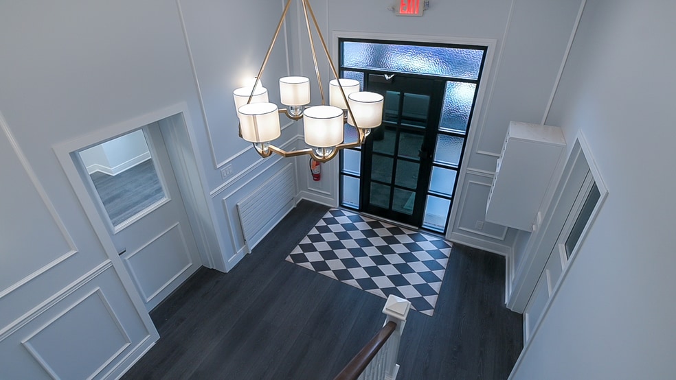 270 Jericho Tpke, Floral Park, NY à louer - Photo du bâtiment - Image 2 de 14