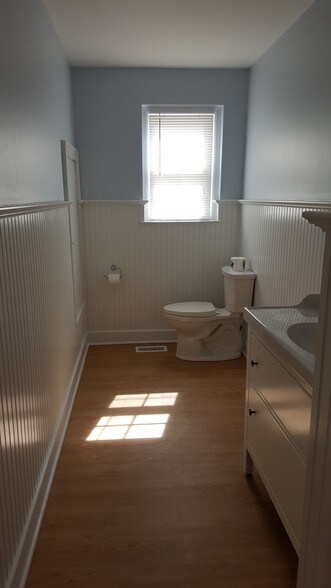 765 Post Rd, Fairfield, CT for lease - Building Photo - Image 3 of 7