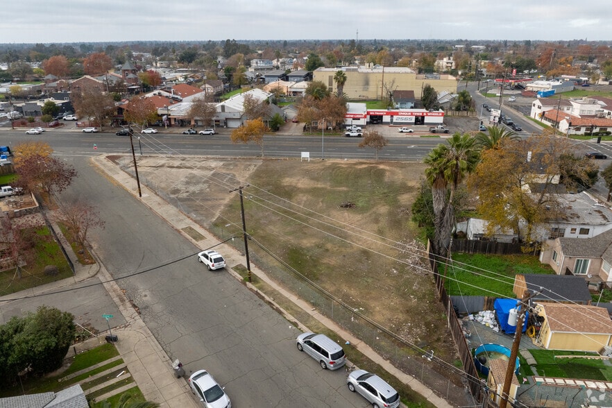 2546 Del Paso, Sacramento, CA for sale - Building Photo - Image 3 of 3