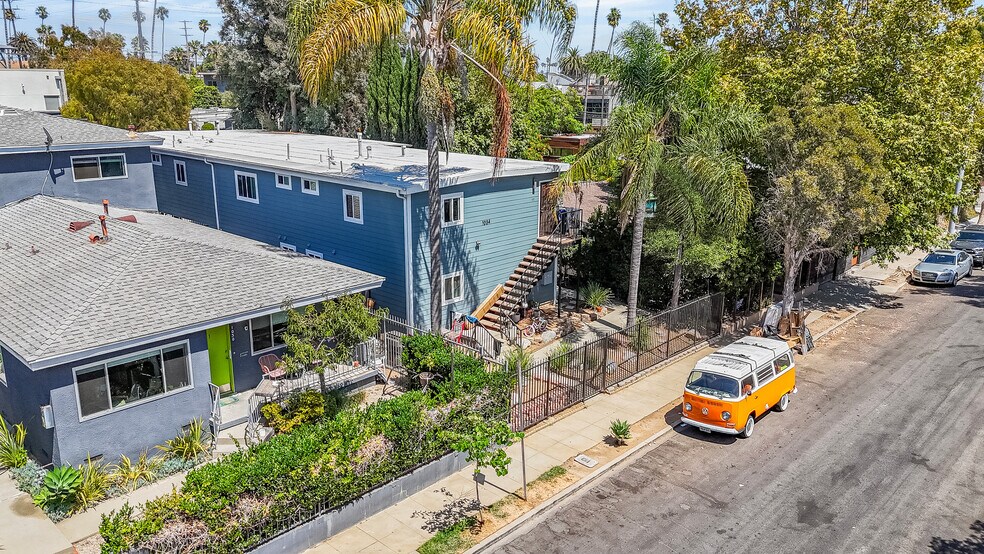 1034 Pleasantview Ave, Venice, CA à vendre - Photo du bâtiment - Image 2 de 9