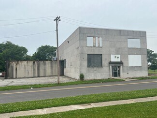 Plus de détails pour 616 N Jackson St, Danville, IL - Industriel à vendre