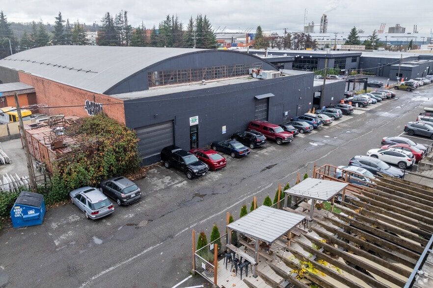 4634-4636 E Marginal Way S, Seattle, WA for sale - Primary Photo - Image 1 of 17